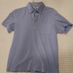 Snappy unworn Uniqlo light blue polo shirt.